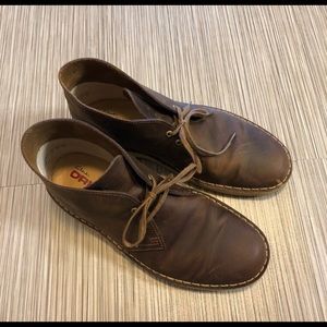 Clark’s Desert Boot Size 7